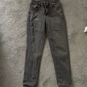 Black mom jeans